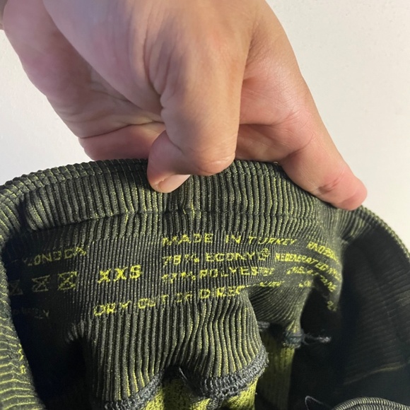 Sweaty Betty London Speedy Seamless 7/8 Running Leggings - Picture 9 of 10